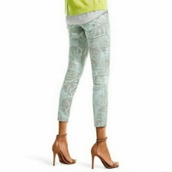CAbi #227 Tropical Palm Leaf Cropped Skinny Jeans - Picture 3 of 8